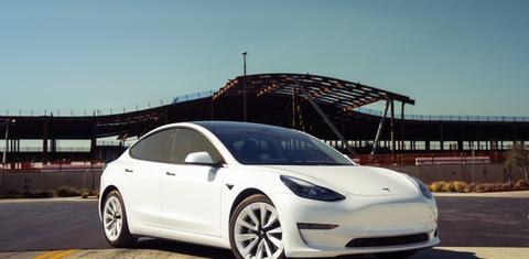 Tesla Model 3 2022