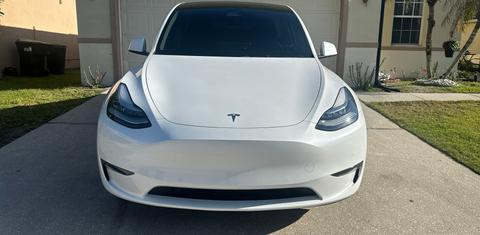 Tesla Model Y 2021