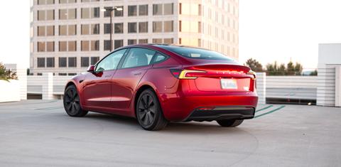 Tesla Model 3 2024