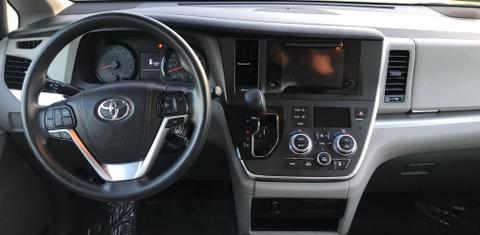 Toyota Sienna 2016