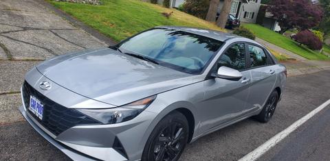 Hyundai Elantra 2022