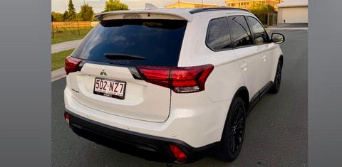Mitsubishi OUTLANDER 2020