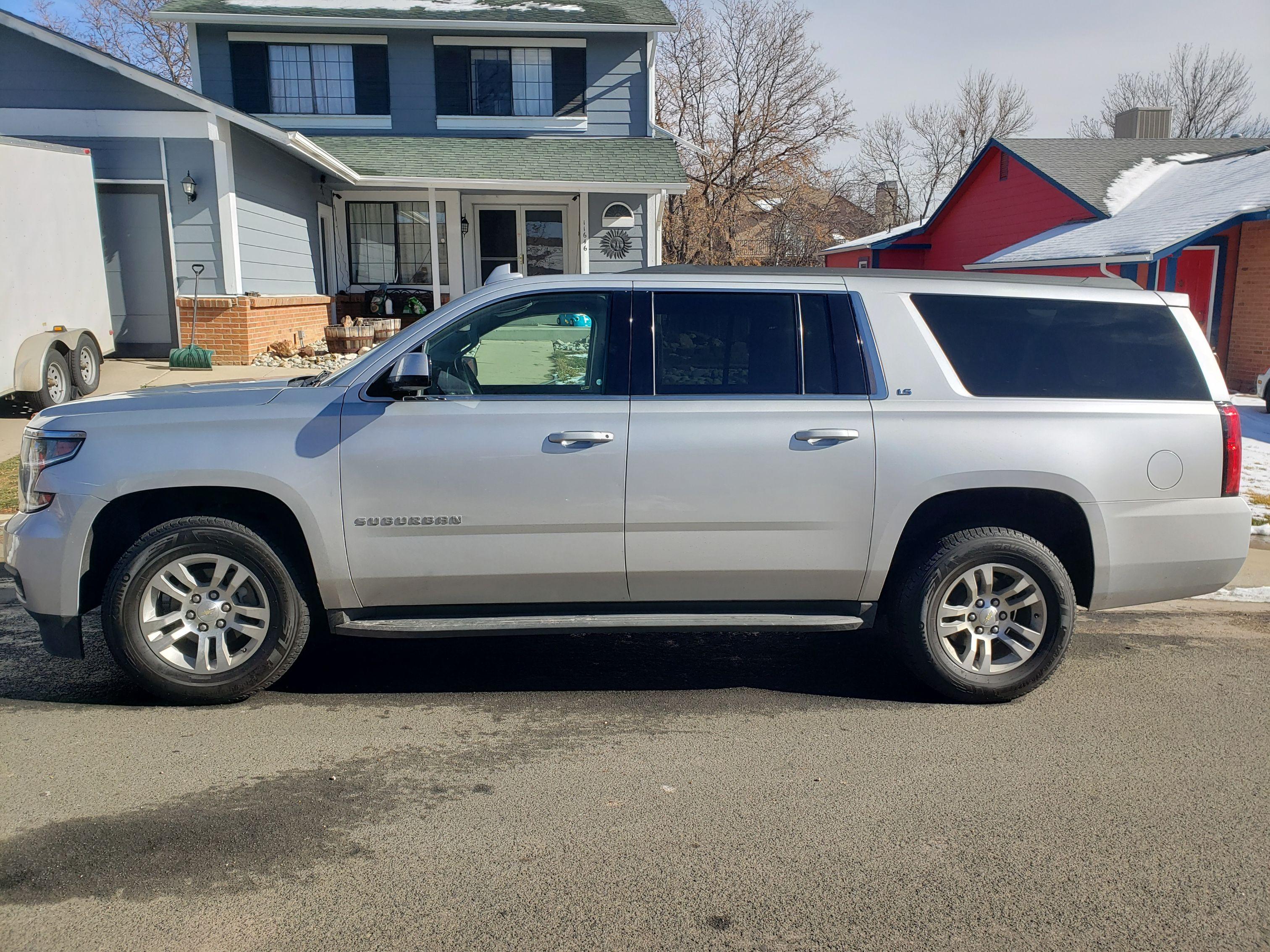 Chevrolet Suburban 2016 in 