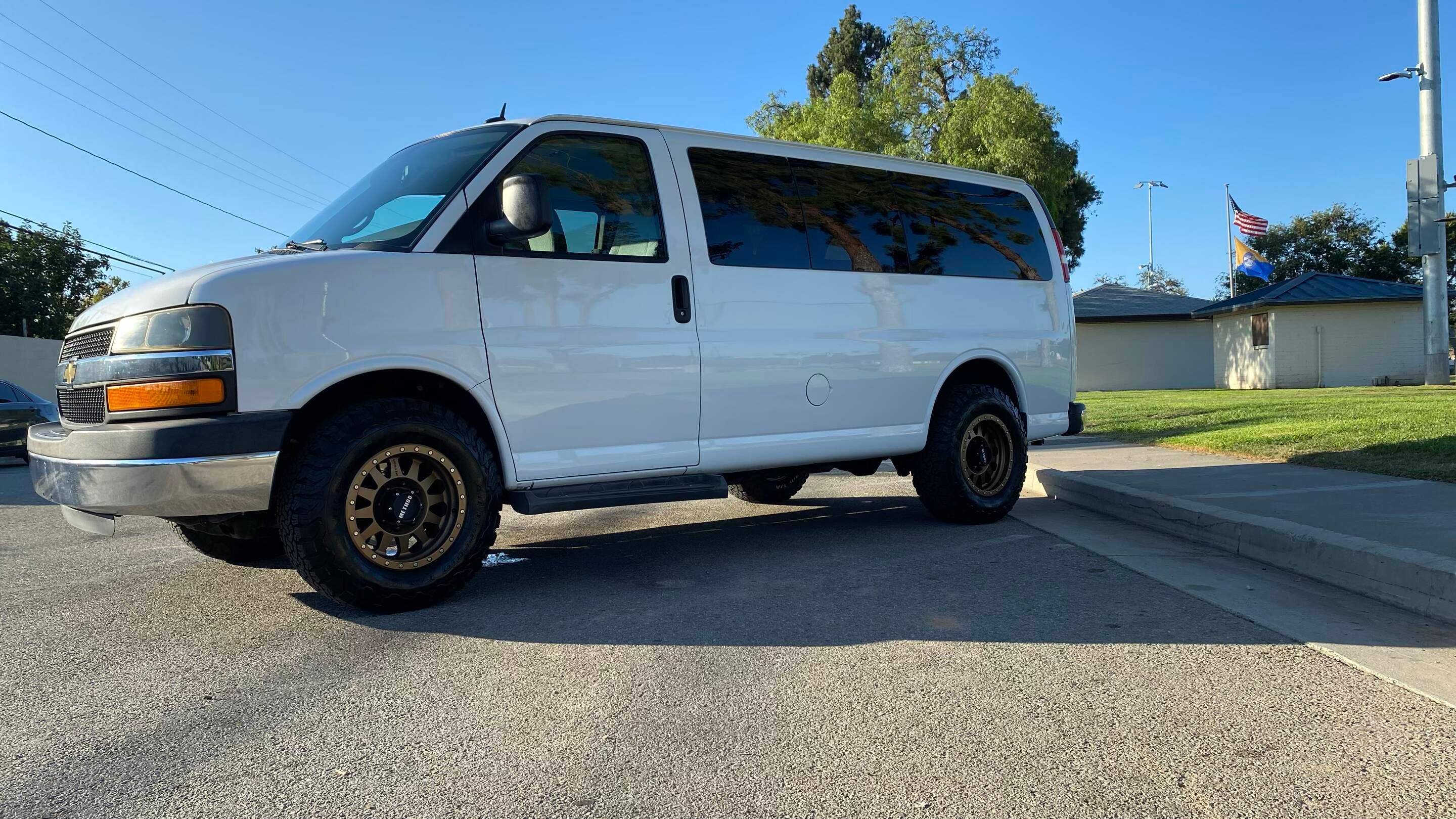 Chevrolet Express 2014 in Santa Ana, CA