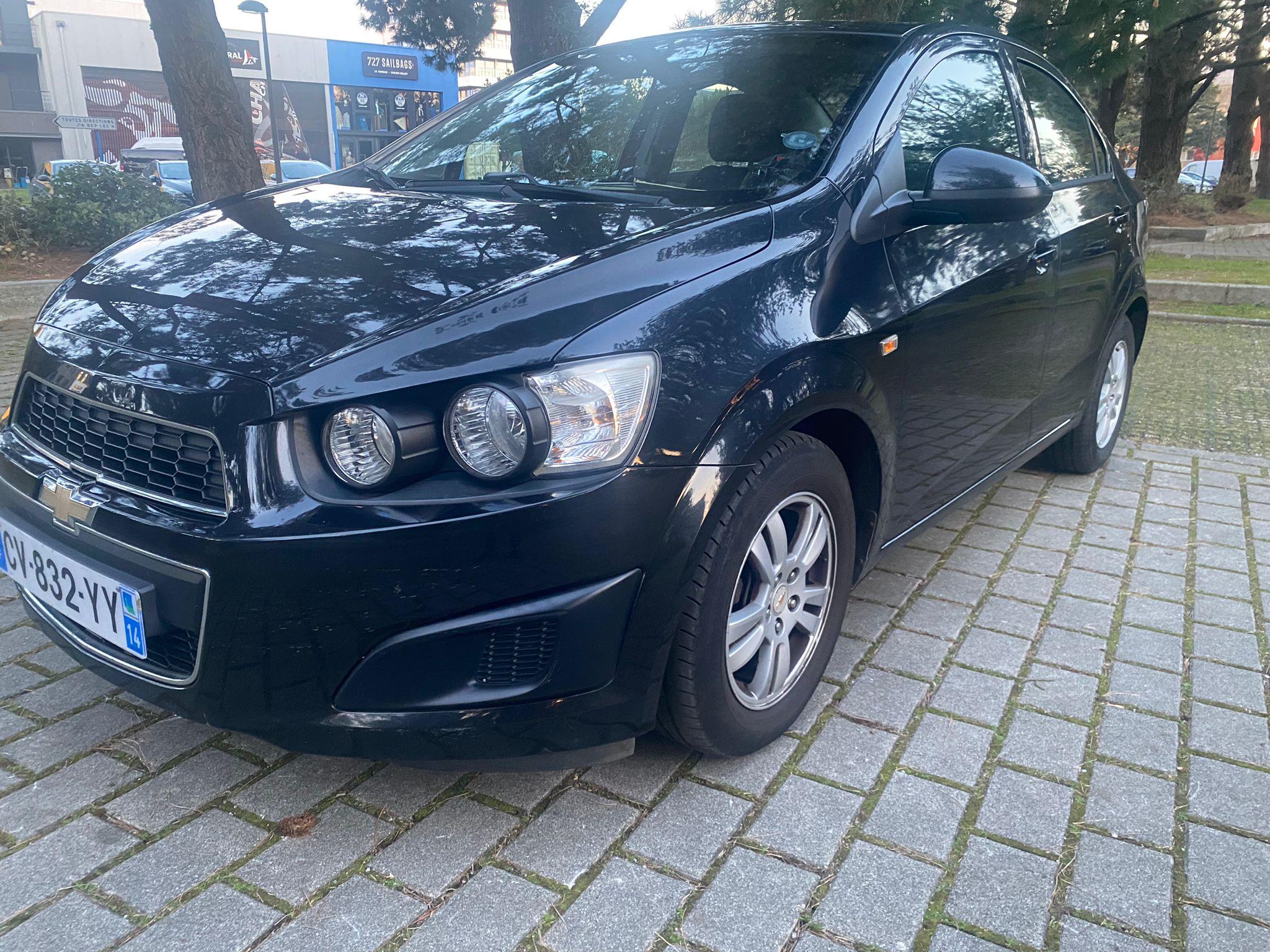 Chevrolet AVEO 2013 à Lorient