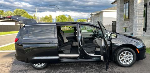 Chrysler Grand Caravan 2022