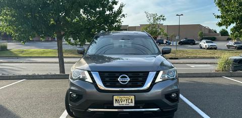 Nissan Pathfinder 2018