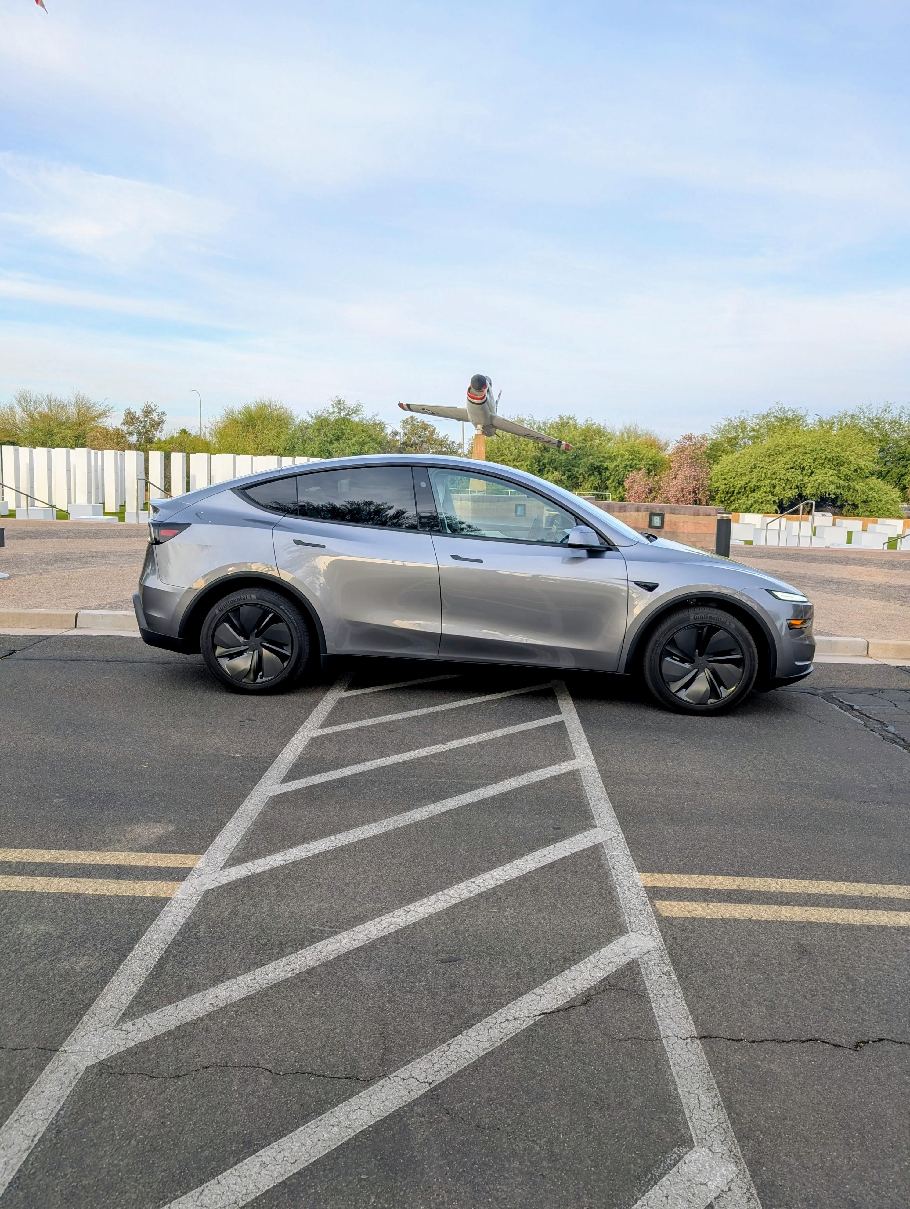 Tesla Model Y 2026 in Chandler, AZ