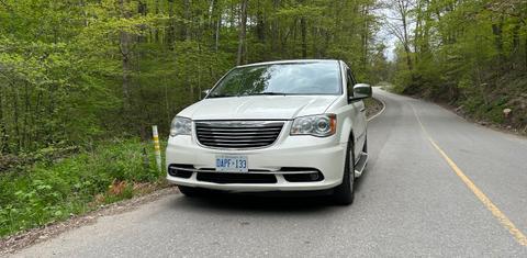 Chrysler Town & Country 2012