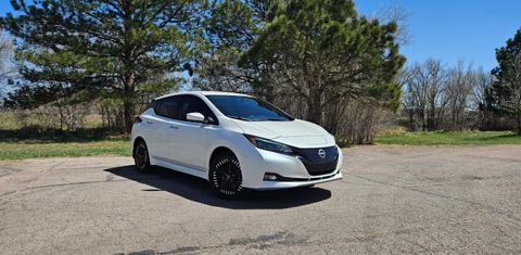 Nissan LEAF 2025