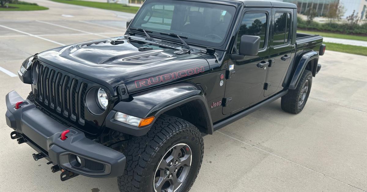 Jeep Gladiator 2020 rental in Baton Rouge, LA by Deremy S. Turo