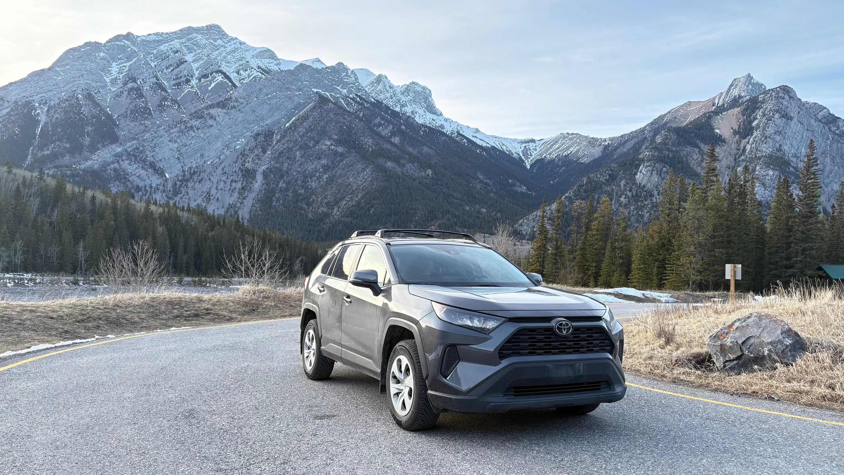 Toyota RAV4 2021 à Calgary, AB