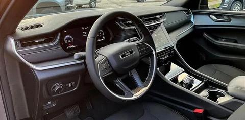 Jeep Grand Cherokee 2025