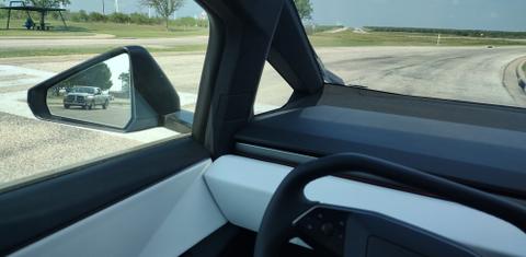 Tesla Cybertruck 2024