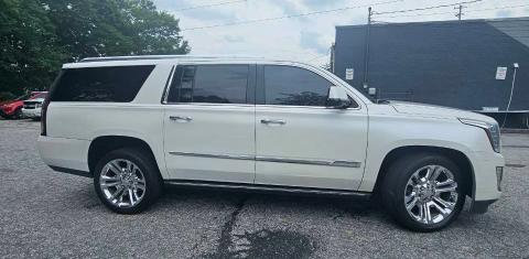 Cadillac Escalade ESV 2016