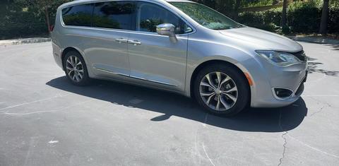 Chrysler Pacifica 2017