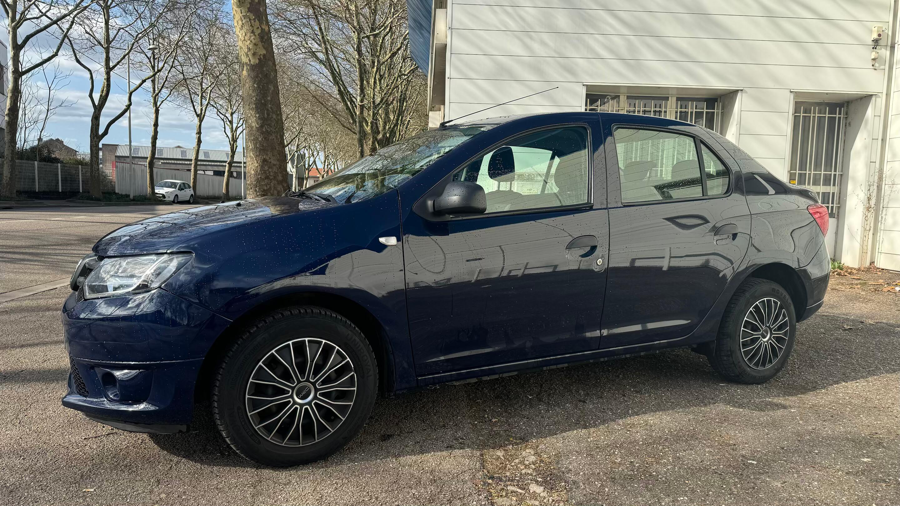 Dacia LOGAN 2013 à Nancy