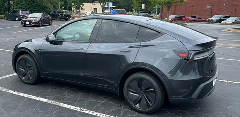Tesla Model Y 2026