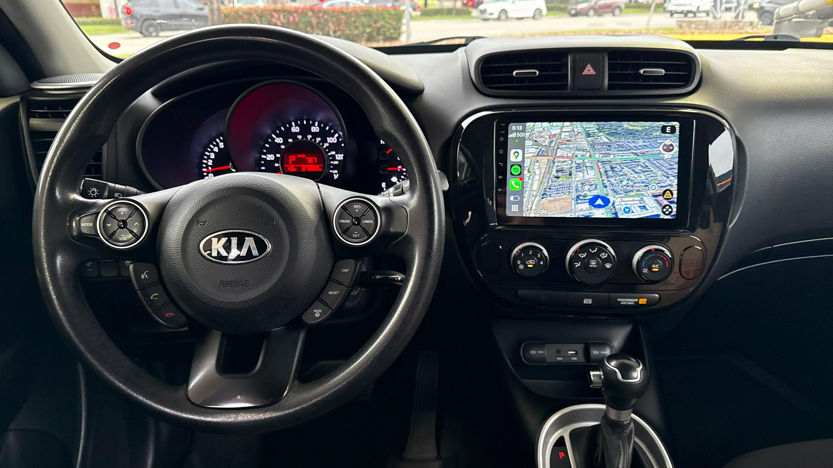 Kia Soul 2016 rental in Houston, TX by Alejandro Turo