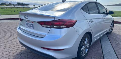 Hyundai Elantra 2017