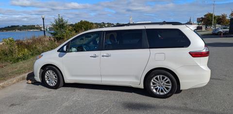 Toyota Sienna 2017
