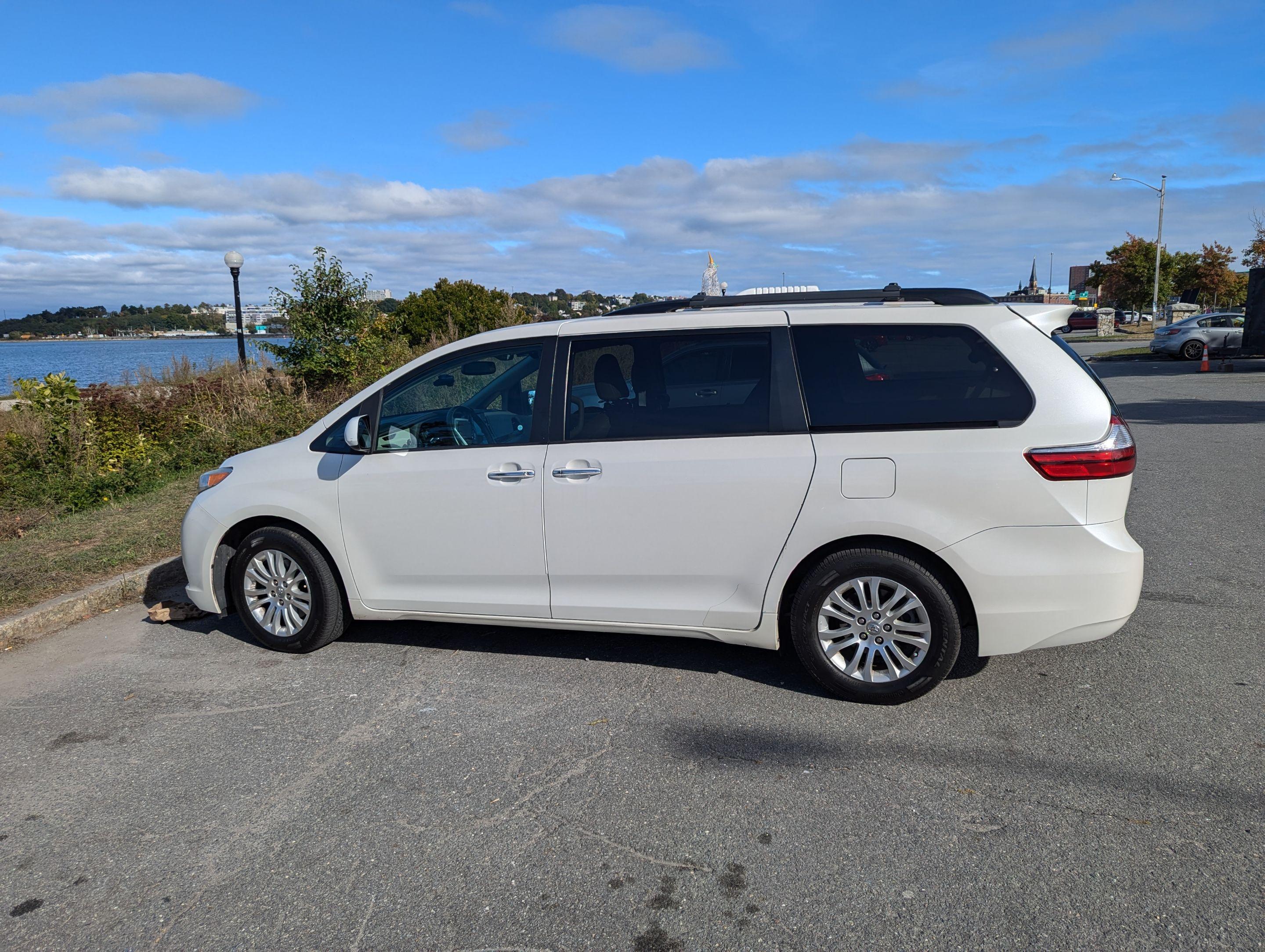 Toyota Sienna 2017 in Portland, ME