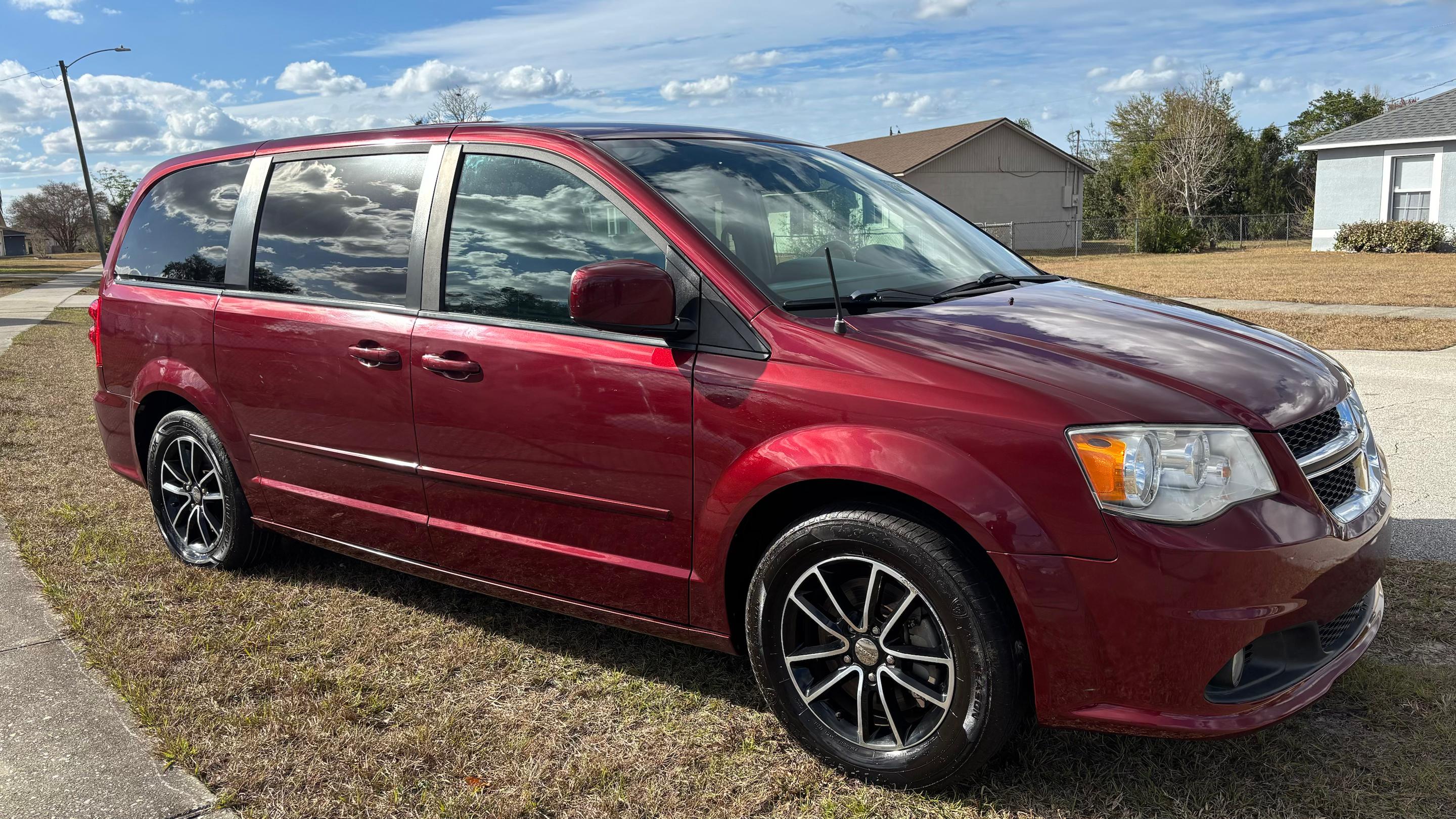 Dodge Grand Caravan 2017 in Orange City, FL