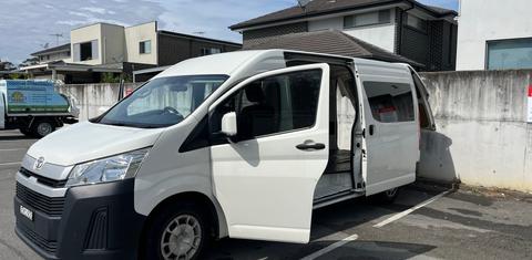 Toyota HIACE 2020