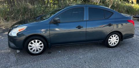Nissan Versa 2015