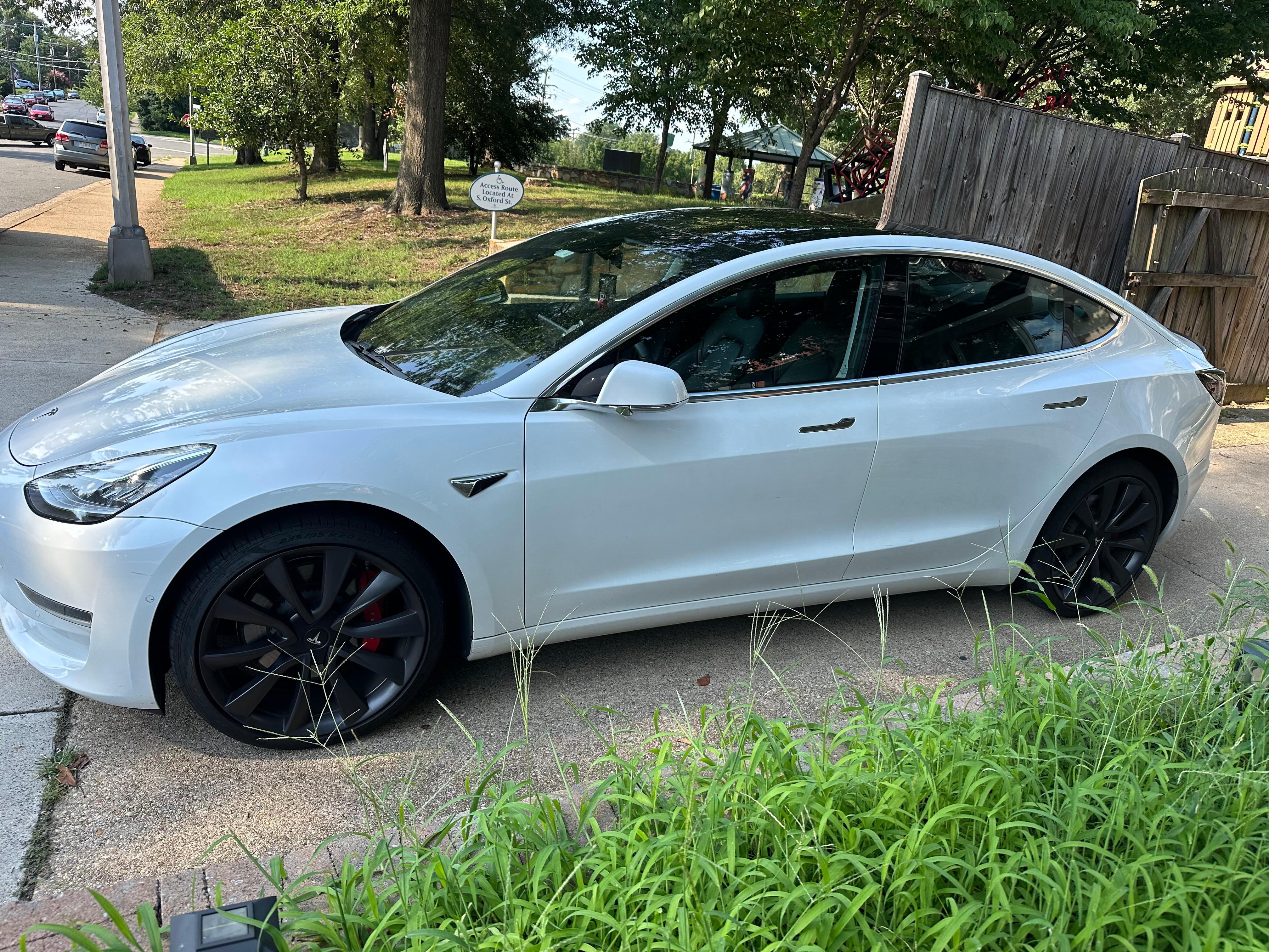 Tesla Model 3 2020 in Arlington, VA