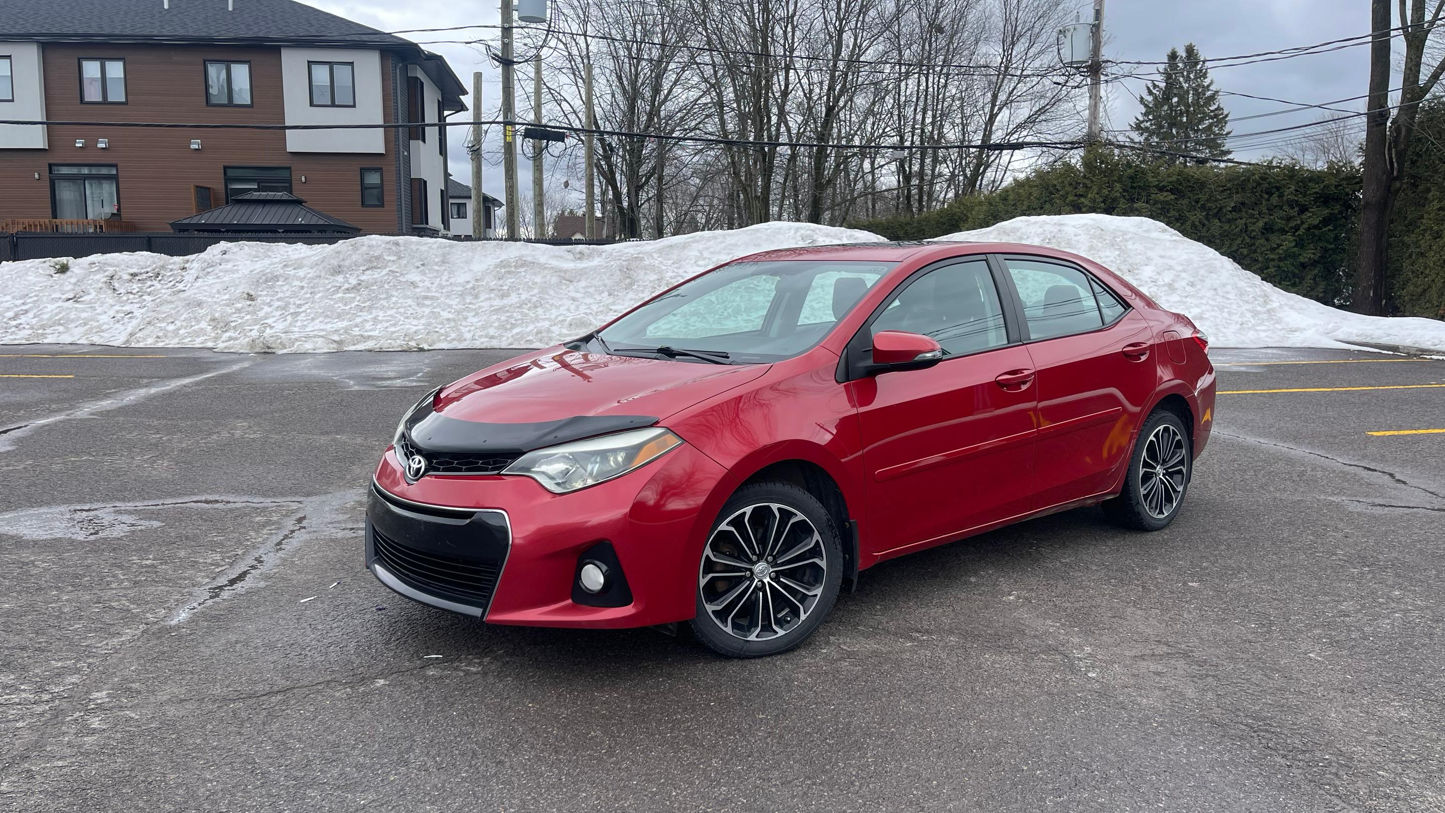 Toyota Corolla 2015 in Montréal, QC