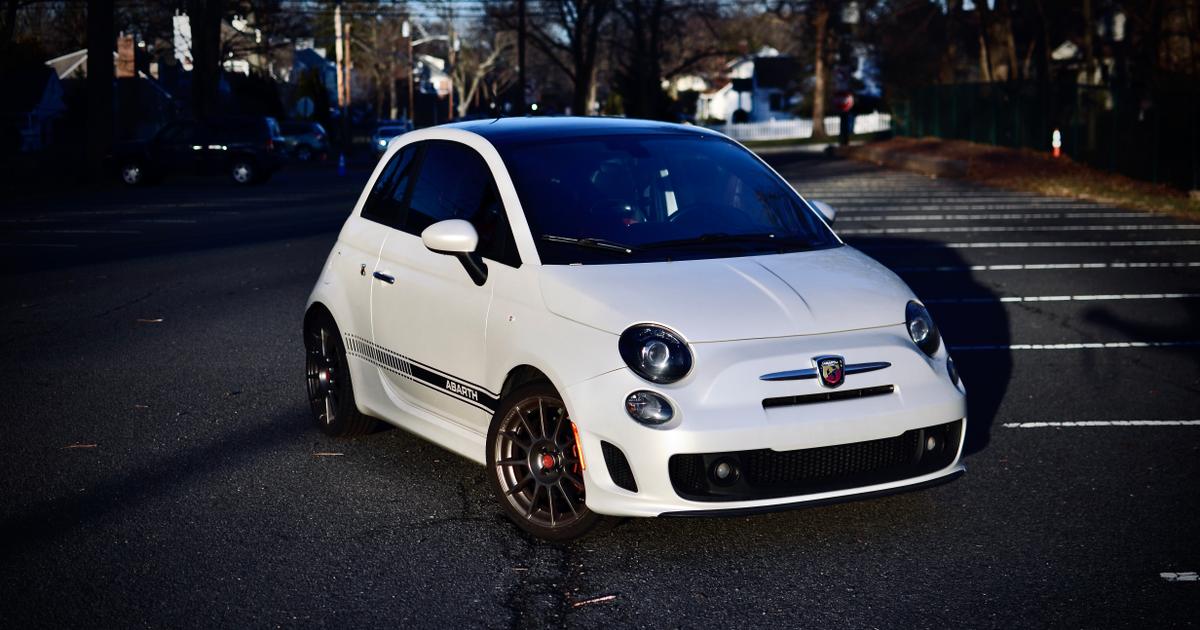 FIAT 500 2017 rental in SCOTCH PLAINS, NJ by Hugo E. Turo