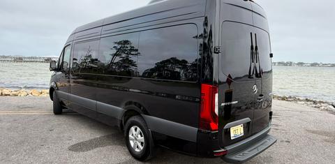 Mercedes-Benz Sprinter 2025
