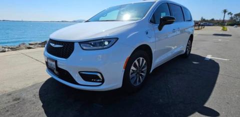Chrysler Pacifica 2025