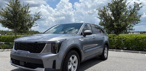Kia Sorento 2025 rental in Orlando, FL by Onit E. | Turo