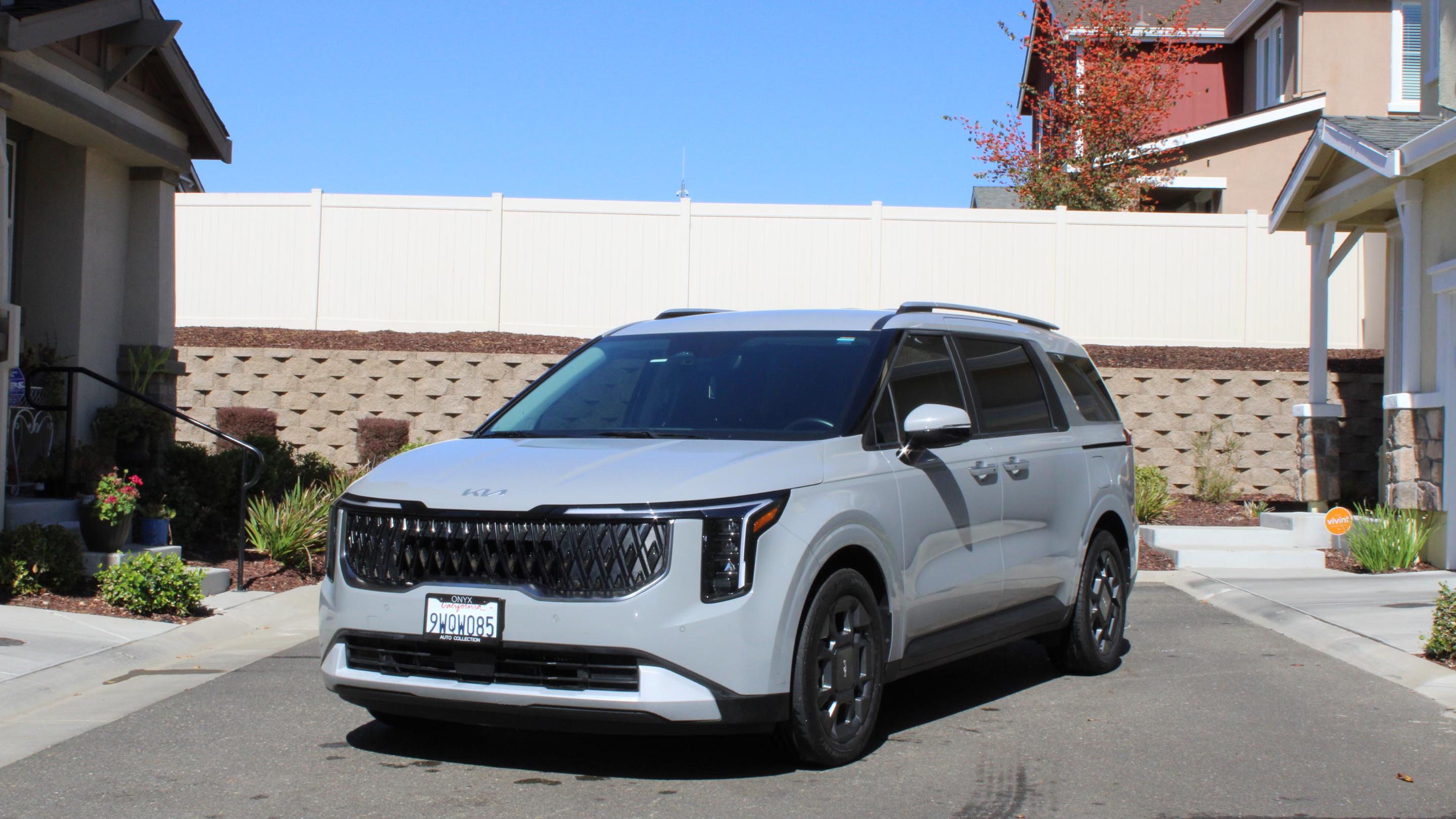 Kia Carnival Hybrid 2026 in Citrus Heights, CA