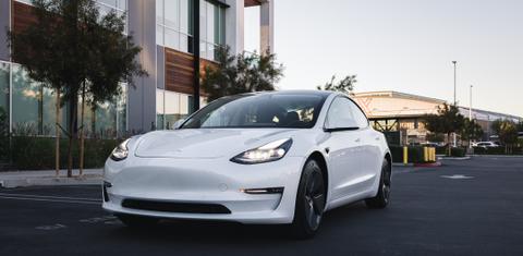 Tesla Model 3 2022