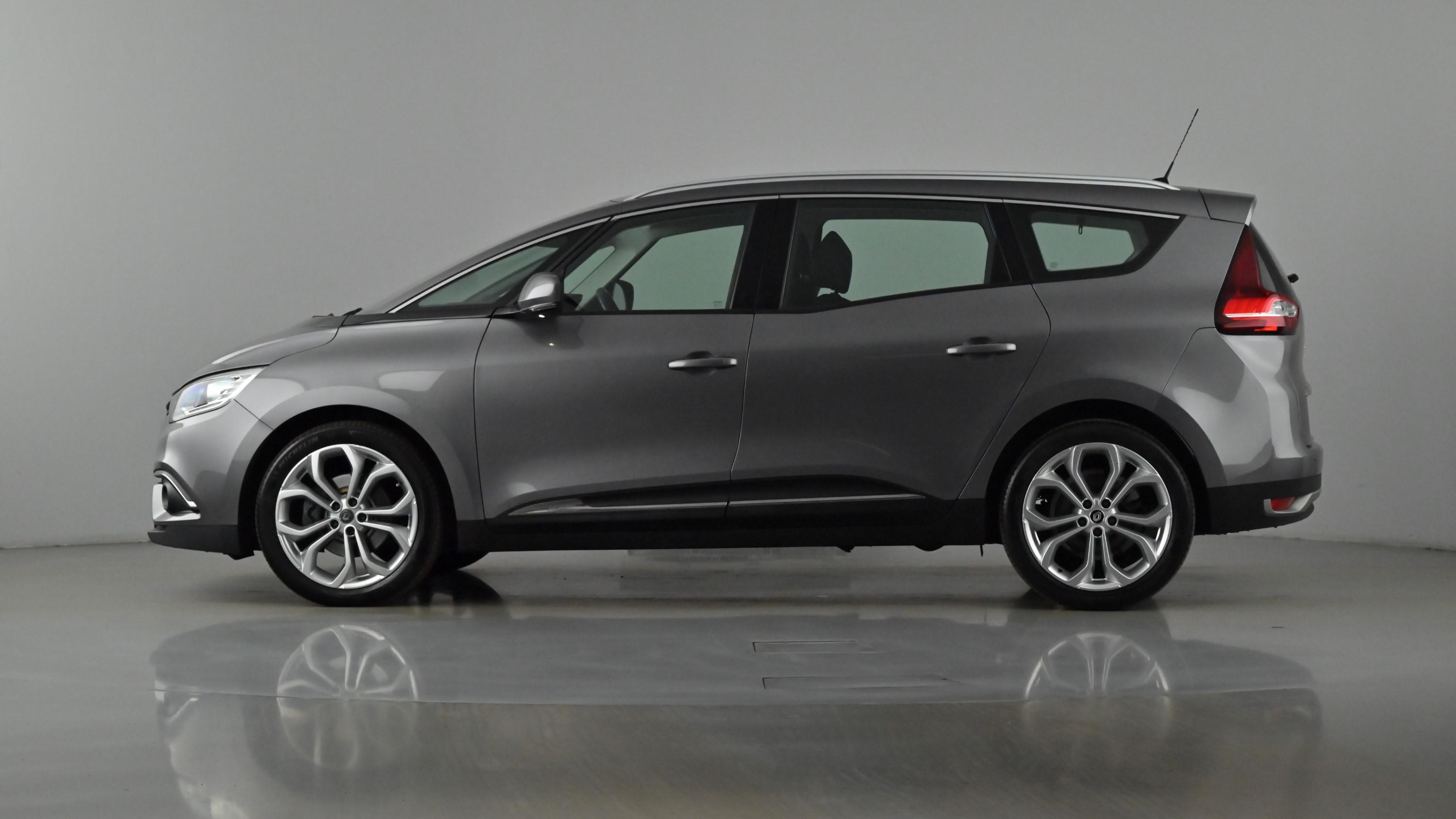 Renault Grand Scenic 2018 in Hayes