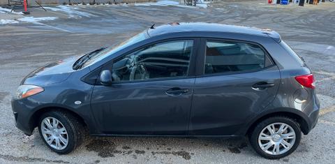 Mazda Mazda2 2013