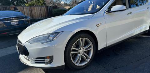 Tesla Model S 2013