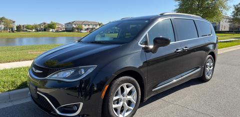 Chrysler Pacifica 2017