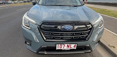 Subaru FORESTER 2025