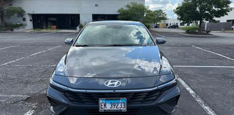 Hyundai Elantra 2024