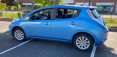 Nissan LEAF 2014