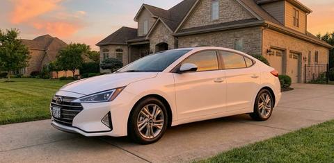 Hyundai Elantra 2020