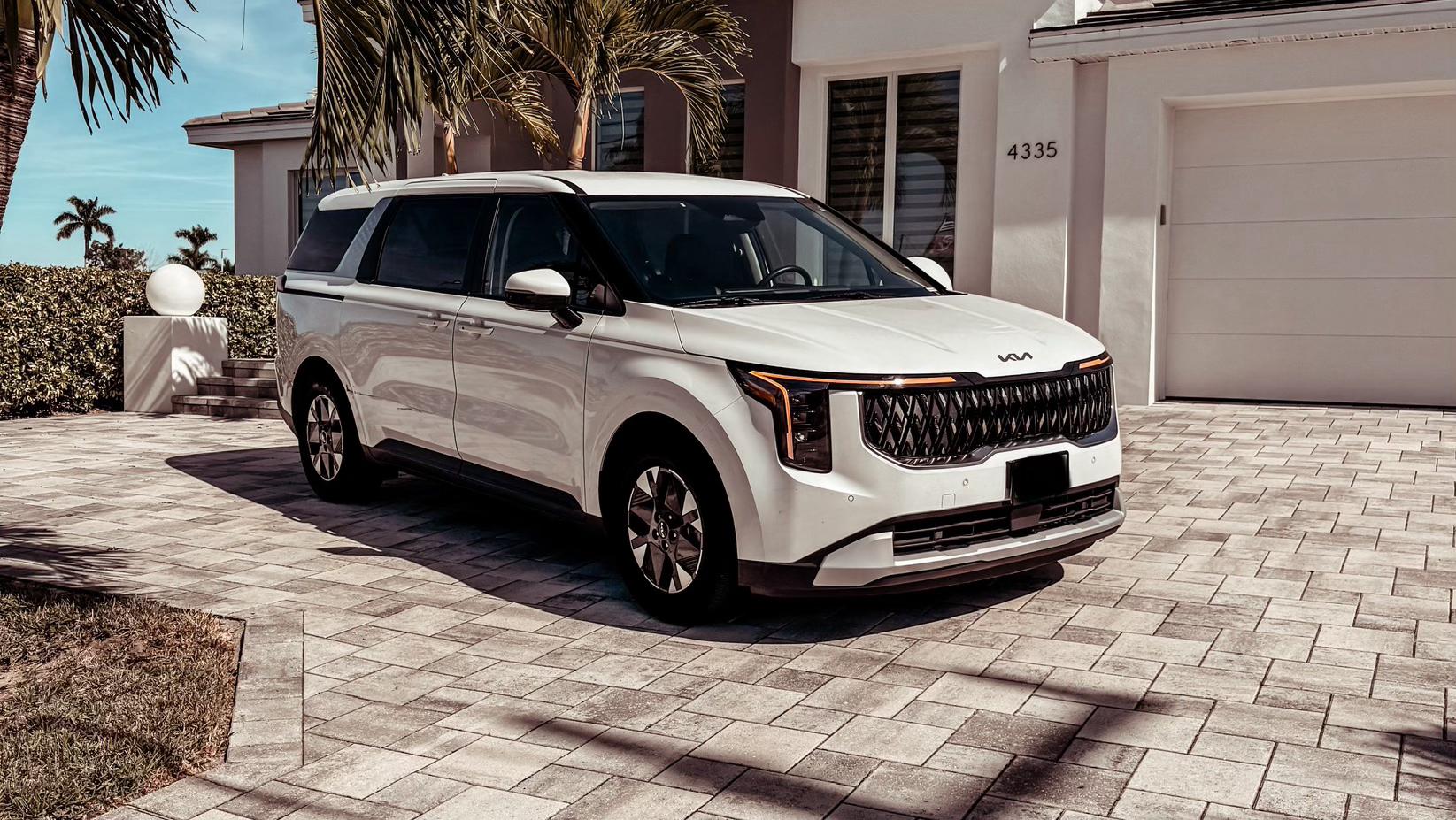 Kia Carnival Hybrid 2025 in Fort Myers, FL