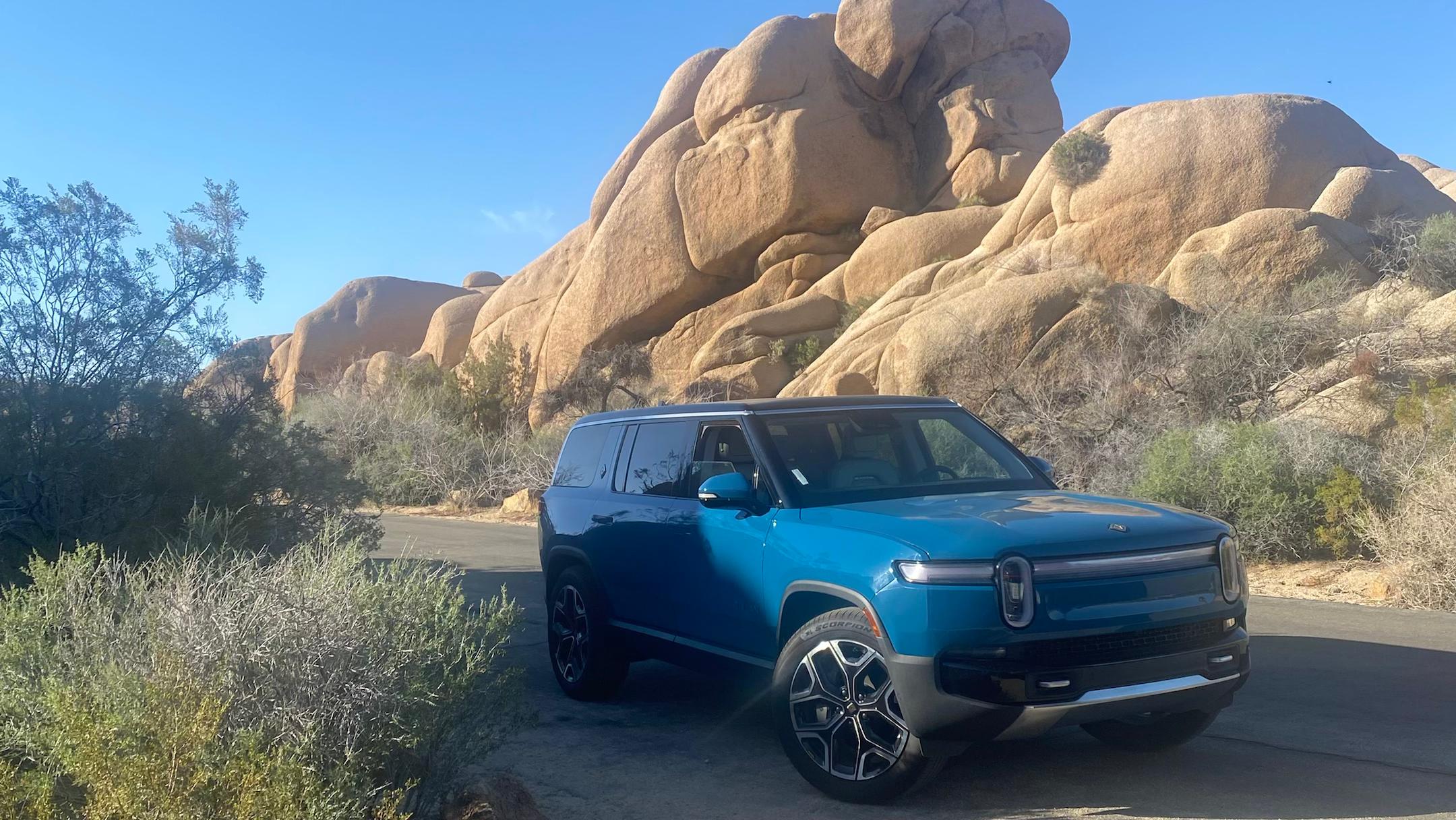 Rivian R1S 2025 in Loxahatchee, FL