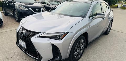 Lexus UX 2026
