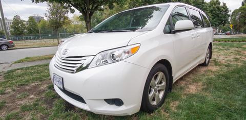Toyota Sienna 2015