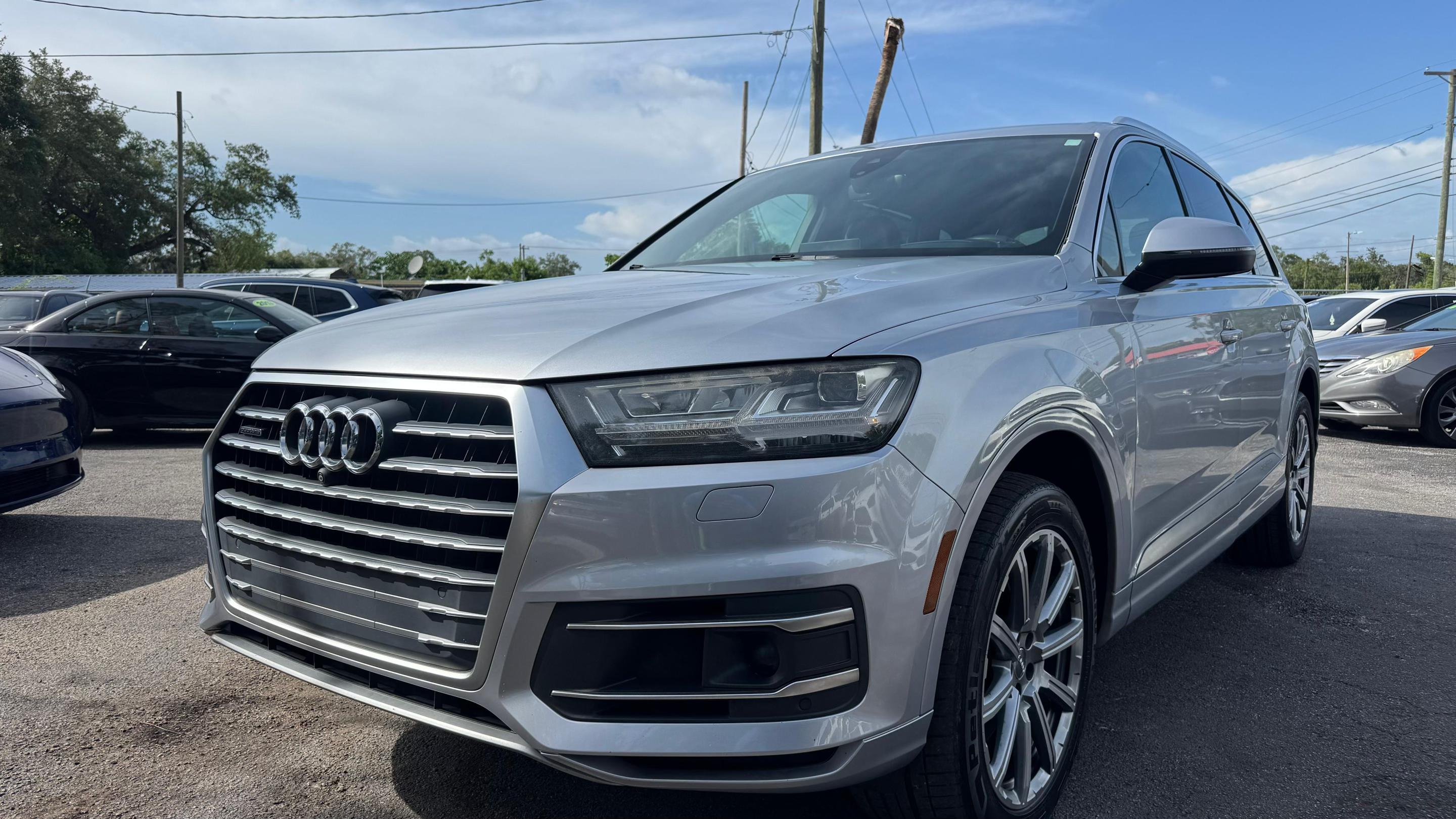 Audi Q7 2017 in Tampa, FL